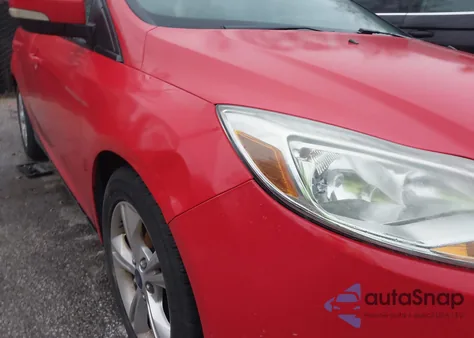 2014 Ford Focus Se z USA, uszkodzony, nr VIN 1FADP3F26EL306350